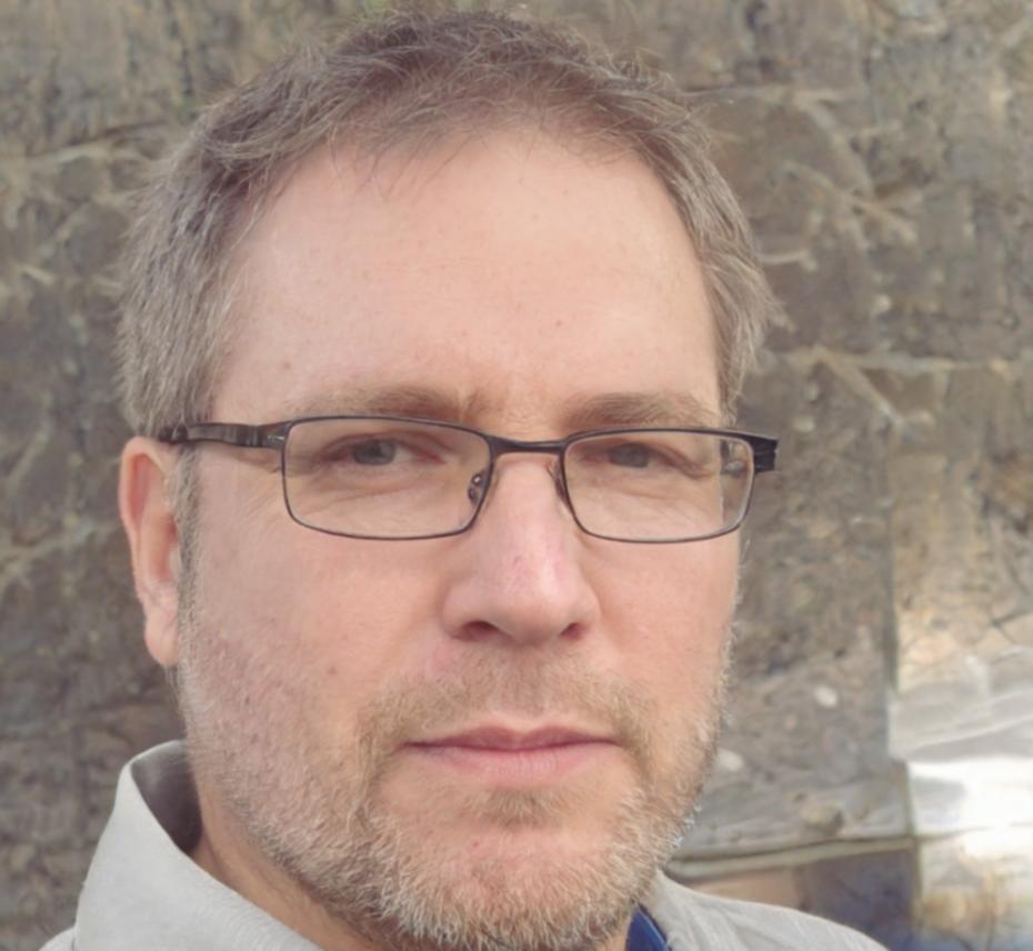 Marcus Thornfield, Senior Financial Process Consultant